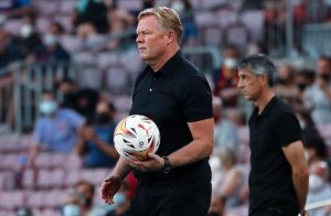 HLV Ronald Koeman và Depay